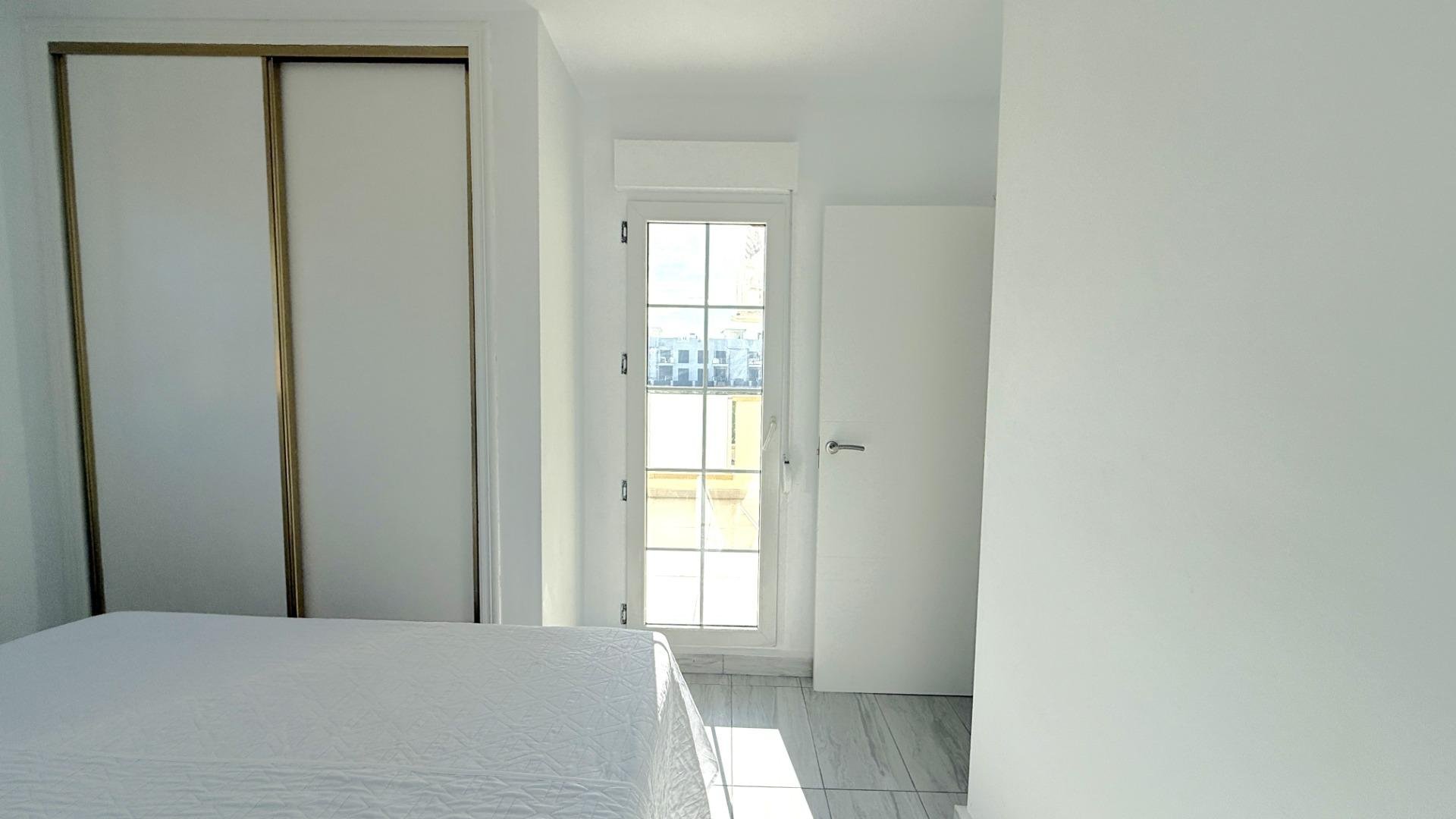 Villa i La Zenia, Alicante, Spanien 2 sovrum, 163 kvm. Nr. 155042