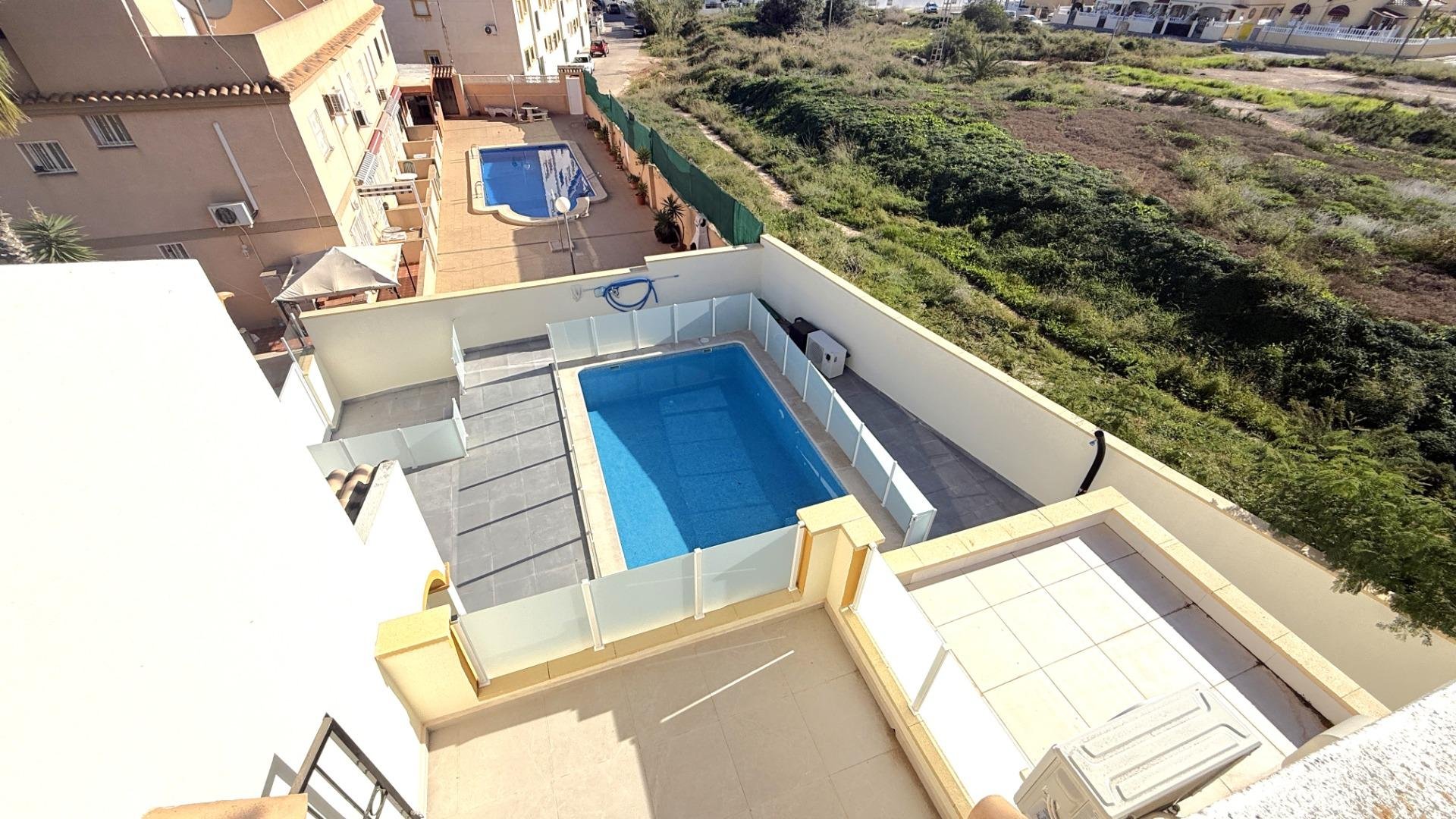 Villa i La Zenia, Alicante, Spanien 2 sovrum, 163 kvm. Nr. 155042