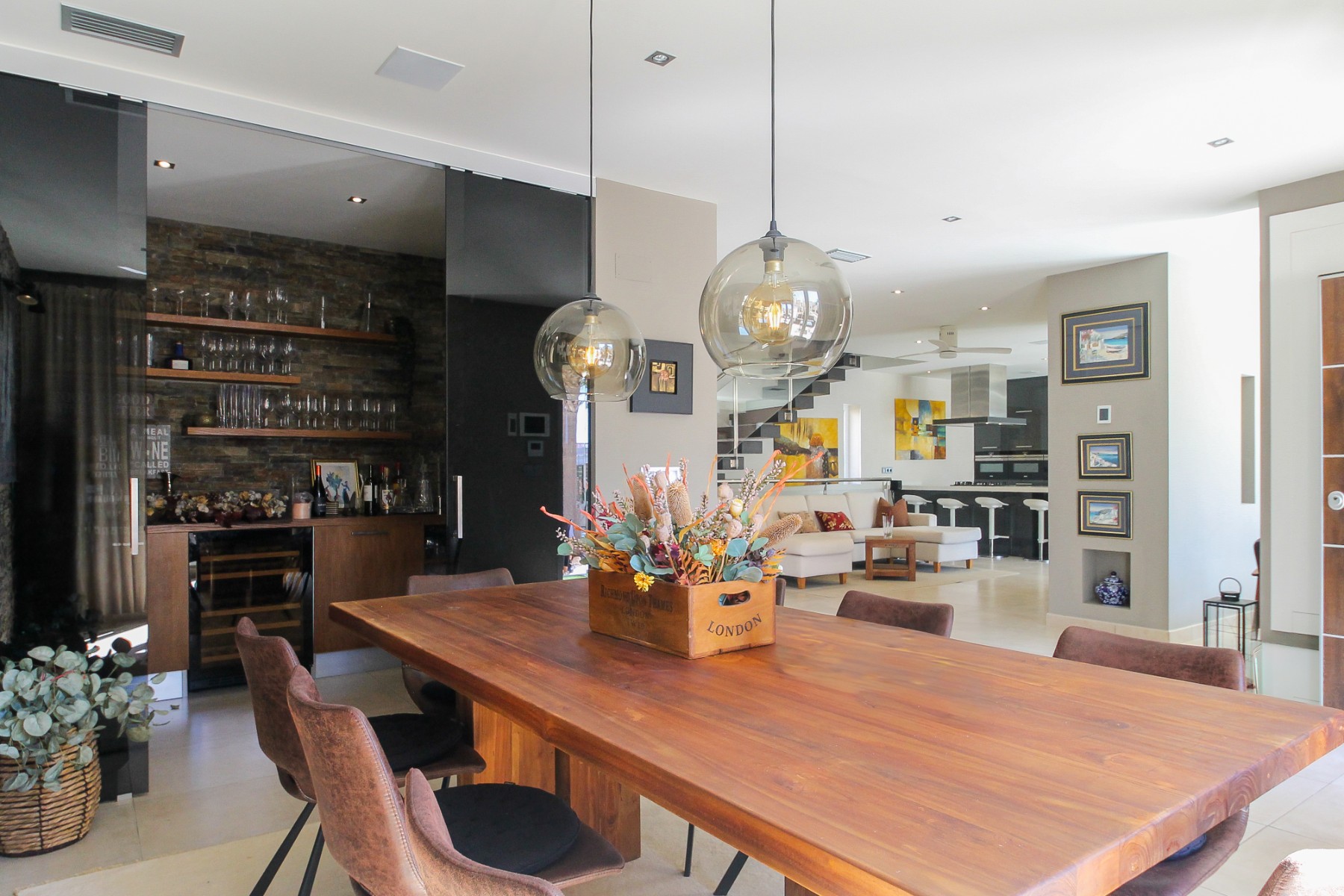 Villa in Torrevieja, Alicante, Spain 4 bedrooms, 324 sq.m. No. 155076