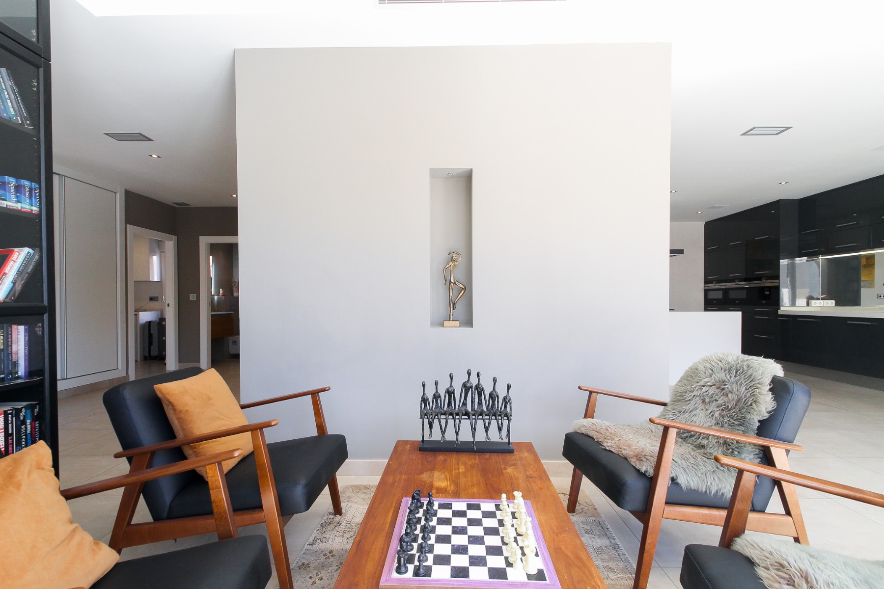 Villa in Torrevieja, Alicante, Spain 4 bedrooms, 324 sq.m. No. 155076