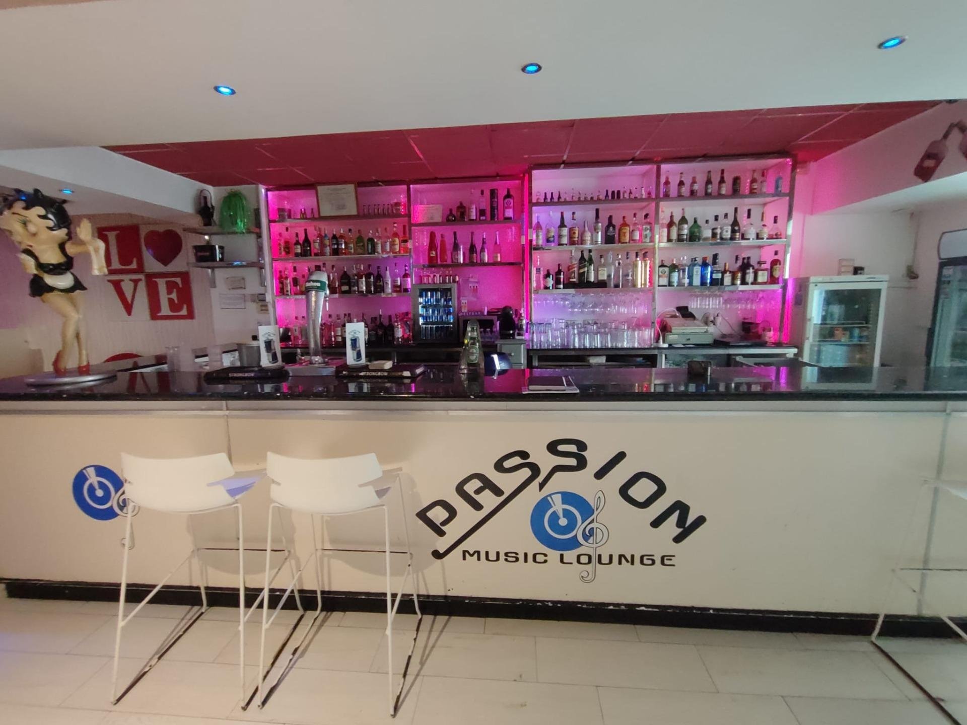 Propiedad comercial en Villamartin, Alicante, España 170 m2 No. 165470