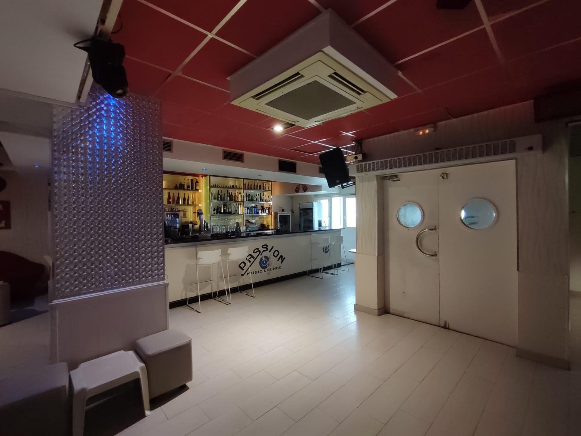 Propiedad comercial en Villamartin, Alicante, España 170 m2 No. 165470