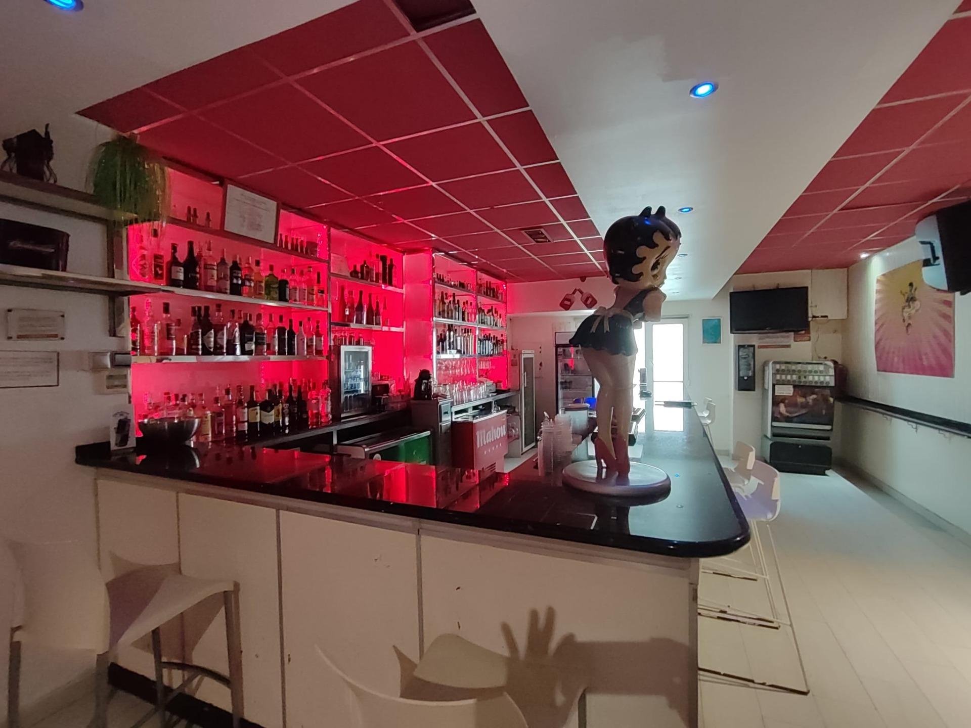 Propiedad comercial en Villamartin, Alicante, España 170 m2 No. 165470