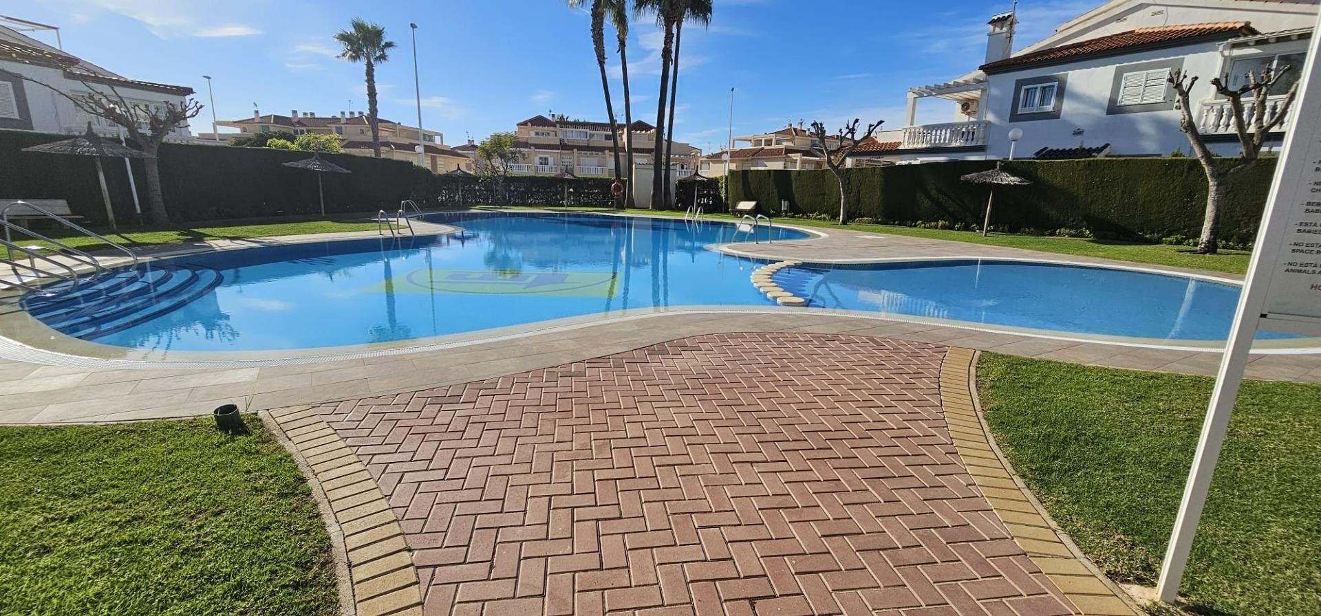 Penthouse in Torrevieja, Alicante, Spain 4 bedrooms,  No. 165471