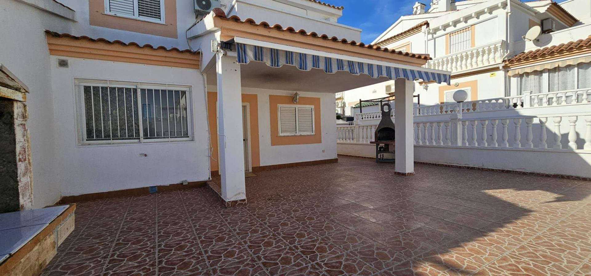 Penthouse in Torrevieja, Alicante, Spain 4 bedrooms,  No. 165471