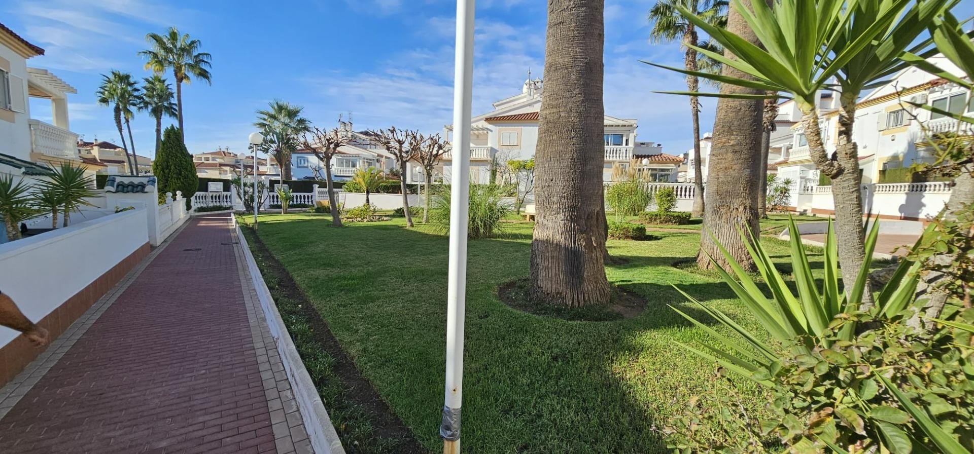 Penthouse in Torrevieja, Alicante, Spain 4 bedrooms,  No. 165471