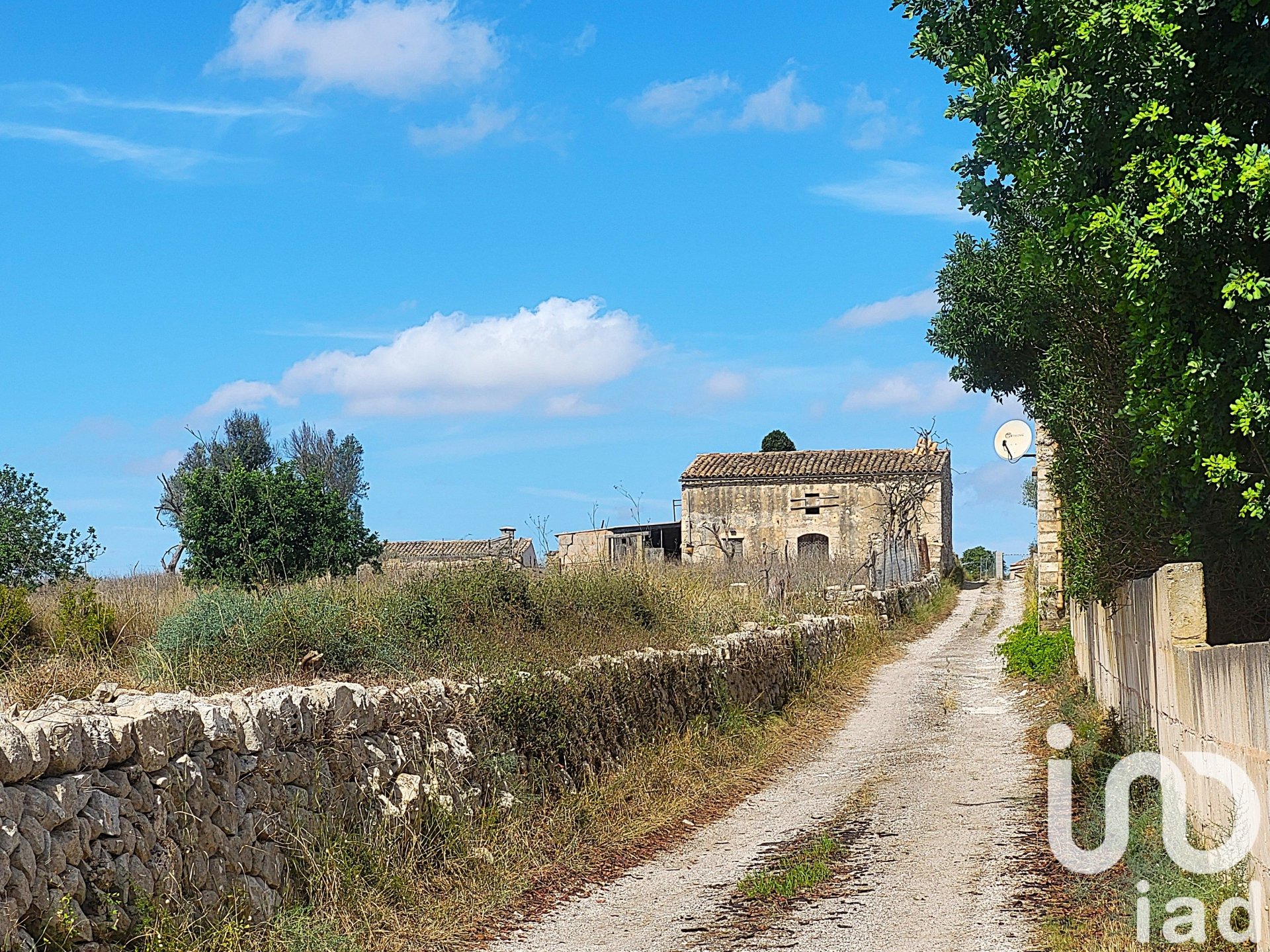 Propiedad comercial en Llubi, Mallorca, España No. 153076