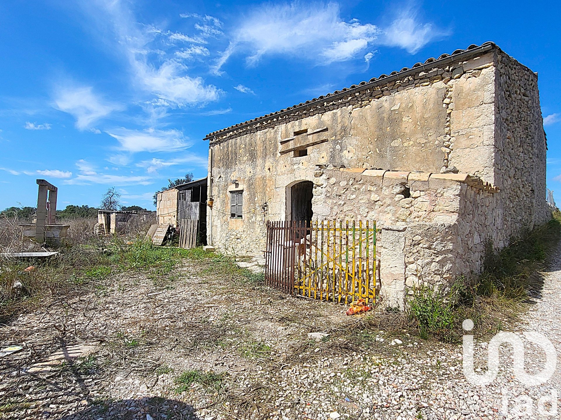 Propiedad comercial en Llubi, Mallorca, España No. 153076