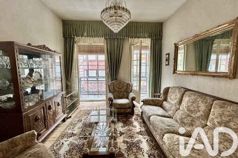 Talo La Baneza, Leon, Espanja 3 makuuhuonetta, 290 m2 No. 153074