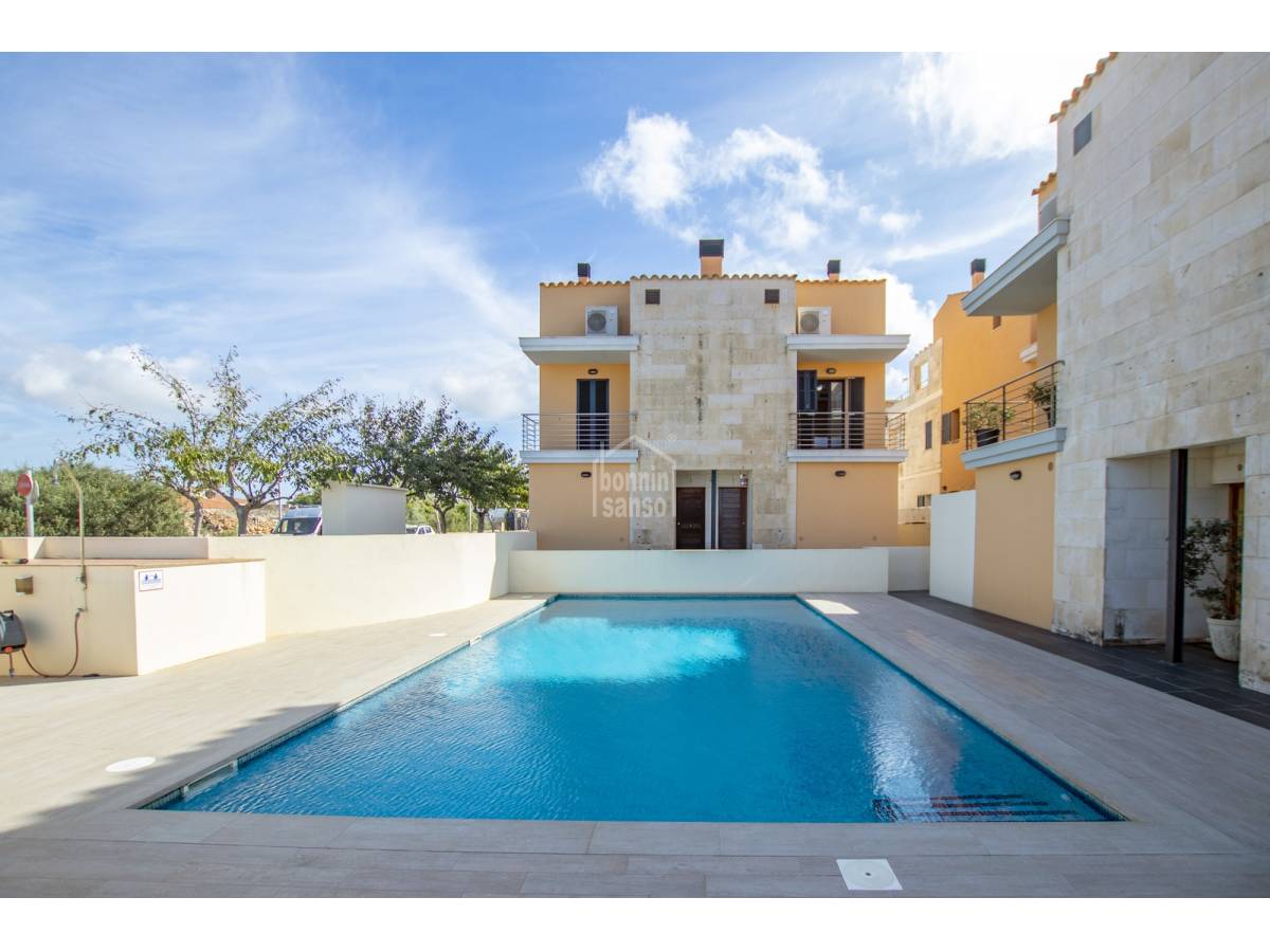 Rindu māja Ciutadella De Menorca, Menorca, Spānijā 5 istabas, 238 m2 Nr. 65257