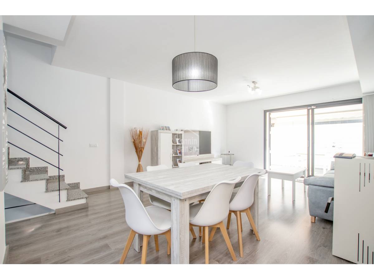 Rindu māja Ciutadella De Menorca, Menorca, Spānijā 5 istabas, 238 m2 Nr. 65257