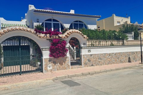 Villa in Alicante, Spain 3 bedrooms, 173 sq.m. No. 189612