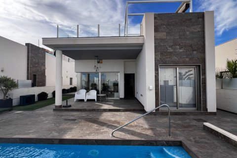 Villa in Alicante, Spain 3 bedrooms, 120 sq.m. No. 189613