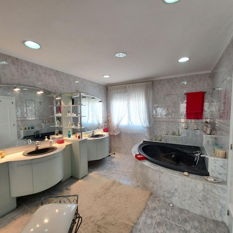 Вилла в Кампоамор, Аликанте, Испания 4 спальни, 341м2 №145225