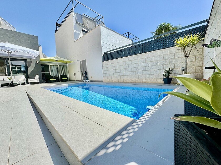 Villa Rojales, Alicante, Spānijā 2 istabas, 133 m2 Nr. 103317