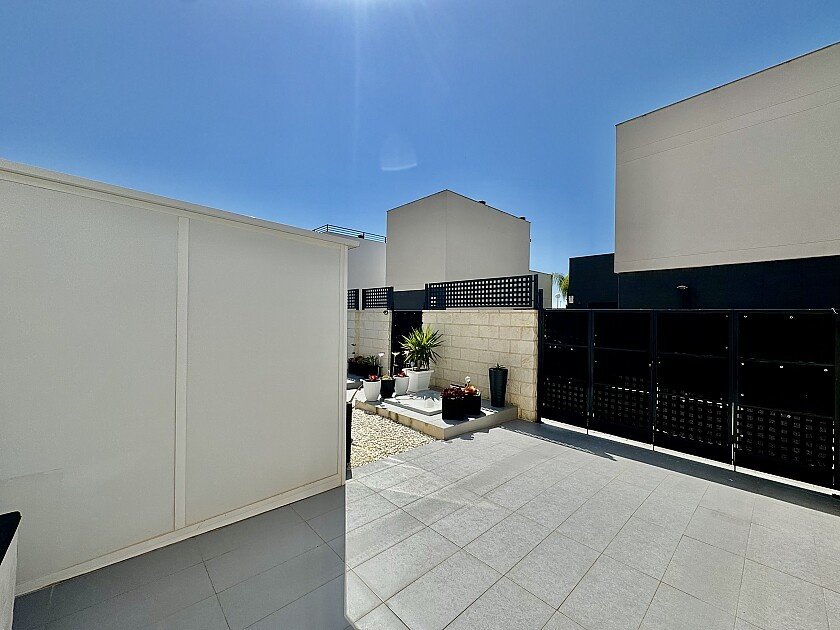 Villa Rojales, Alicante, Spānijā 2 istabas, 133 m2 Nr. 103317
