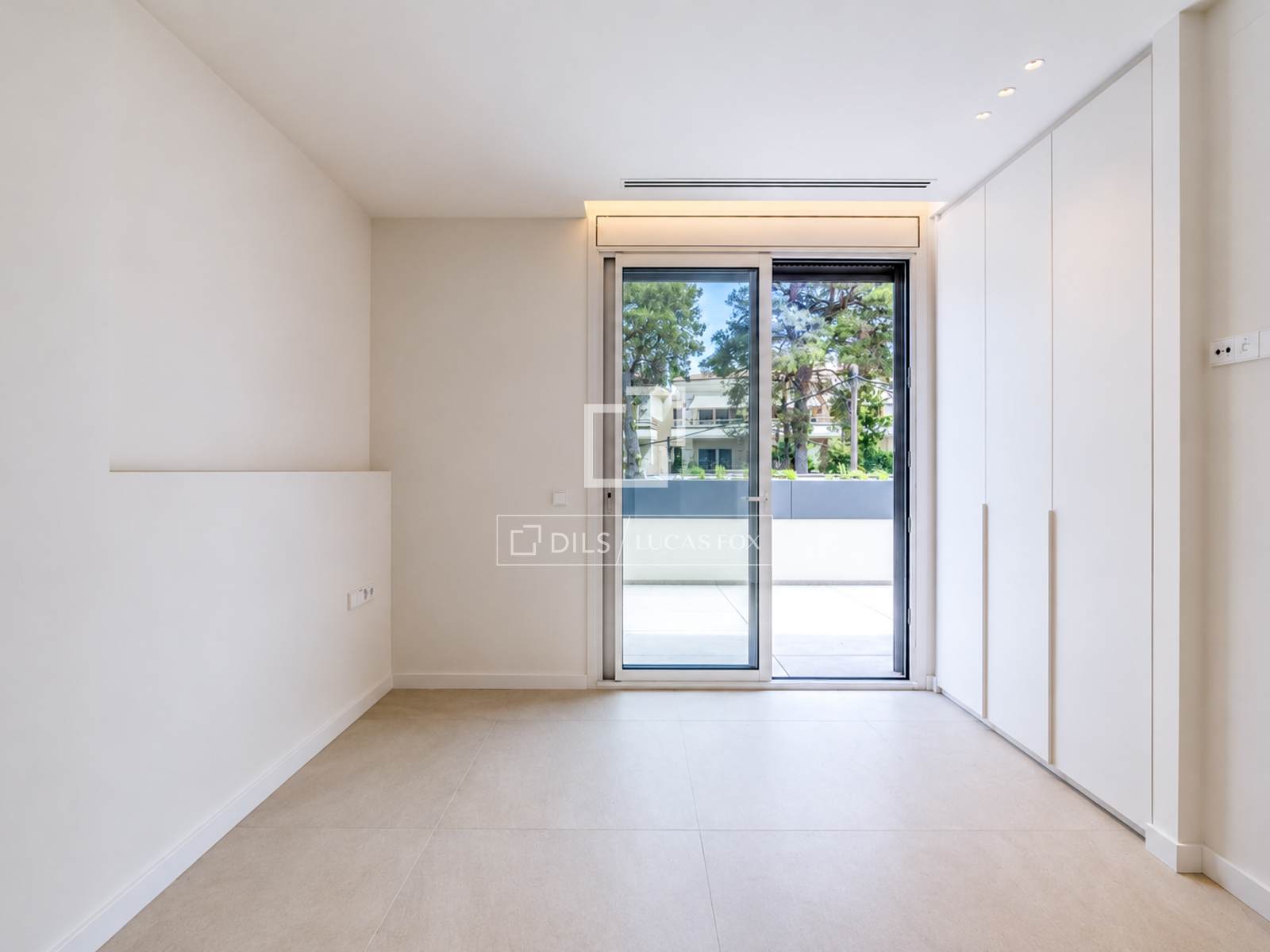 Villa en Sitges, Barcelona, España 5 dormitorios, 201 m2 No. 193680