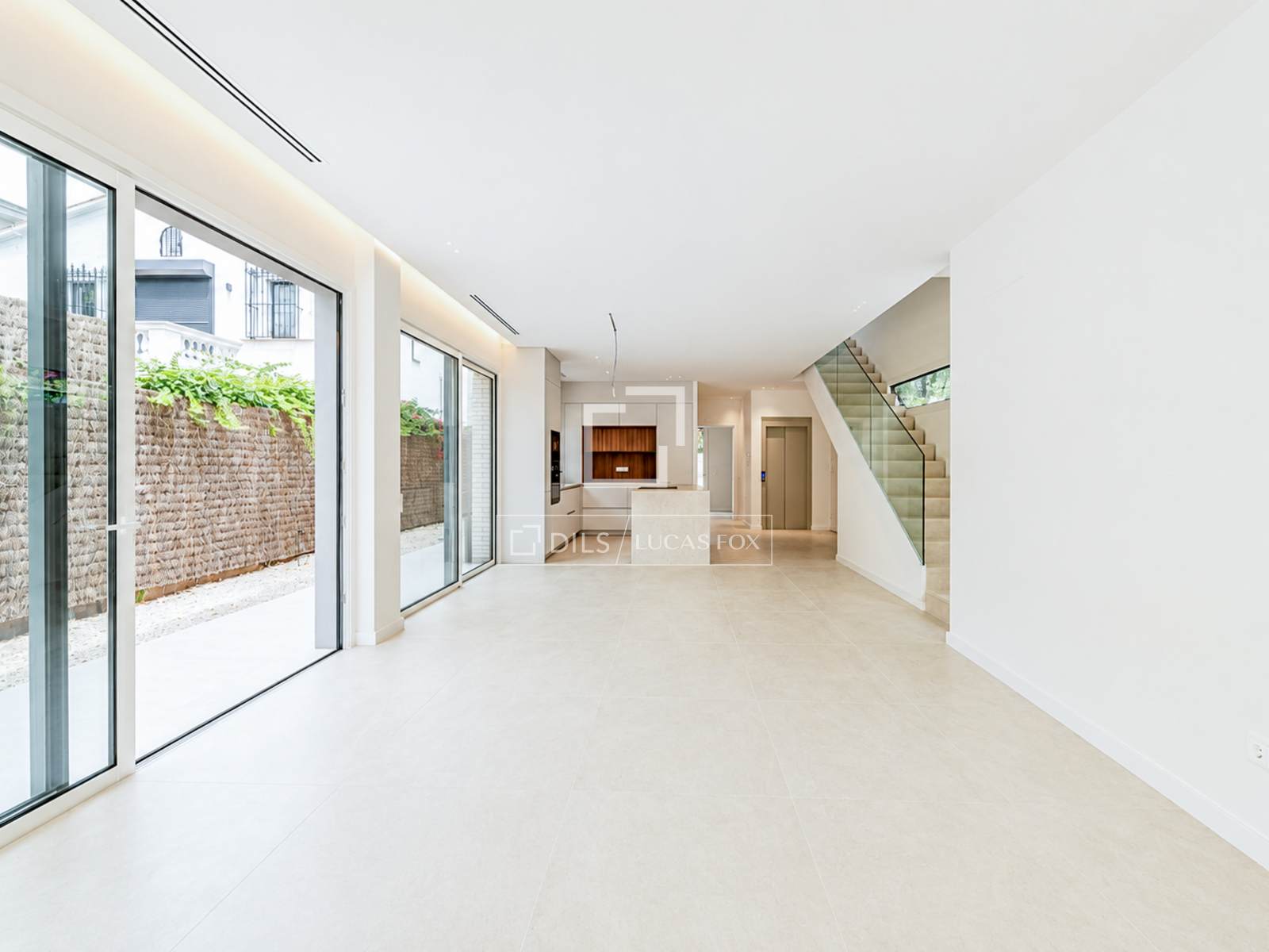 Villa en Sitges, Barcelona, España 5 dormitorios, 201 m2 No. 193680