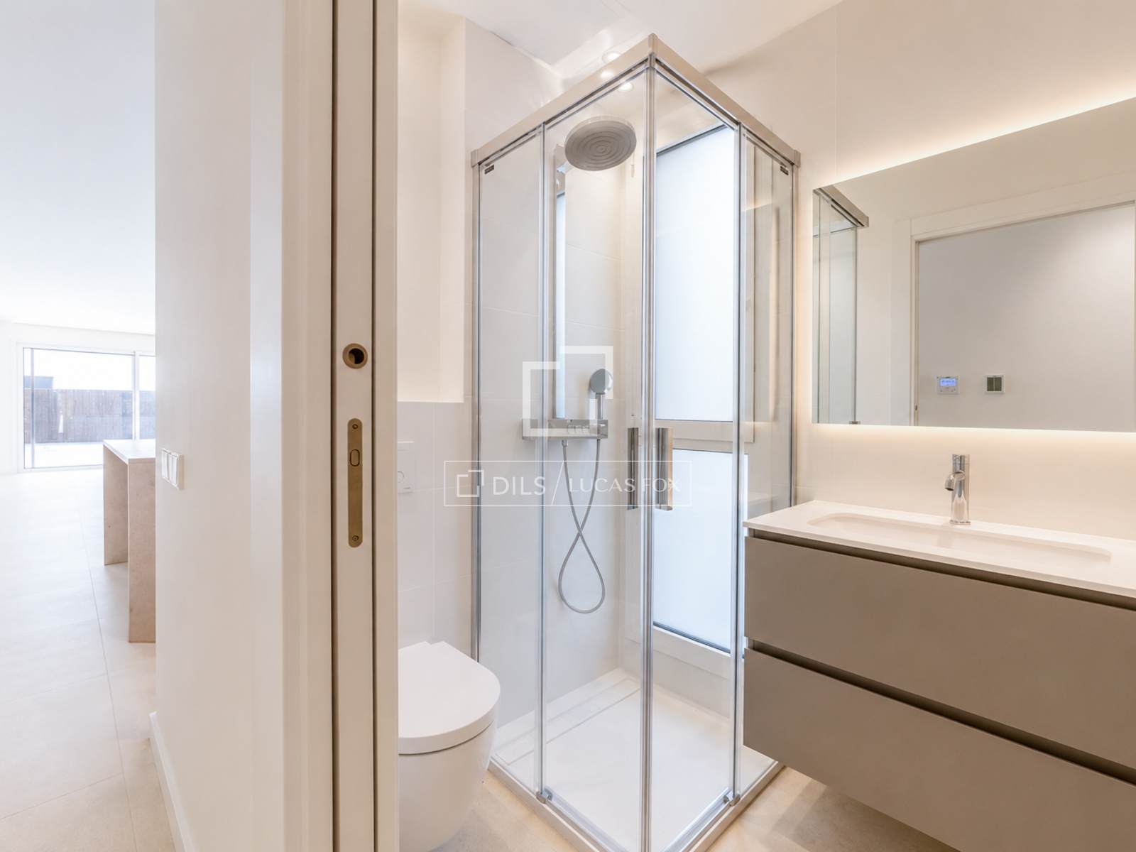 Villa en Sitges, Barcelona, España 5 dormitorios, 201 m2 No. 193680