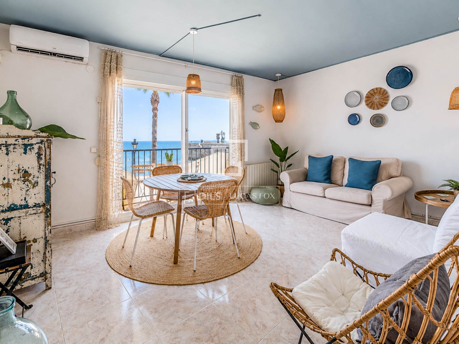 Dzīvoklis Sitges, Barcelona, Spānijā 2 istabas, 76 m2 Nr. 193681