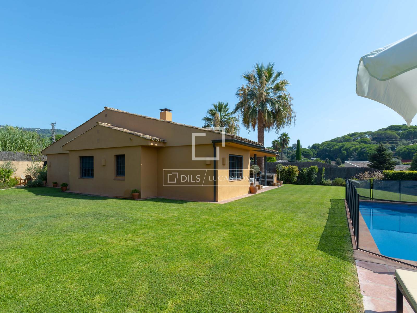 Huvila Sant Vicenc De Montalt, Barcelona, Espanja 4 makuuhuonetta, 220 m2 No. 193678