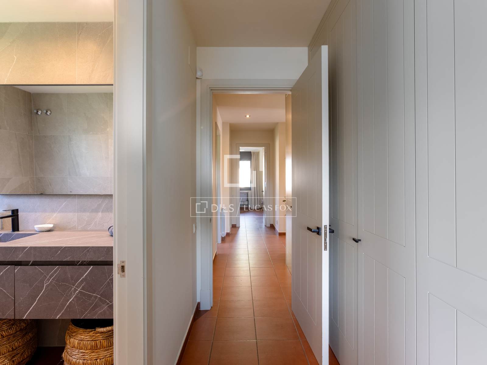Huvila Sant Vicenc De Montalt, Barcelona, Espanja 4 makuuhuonetta, 220 m2 No. 193678