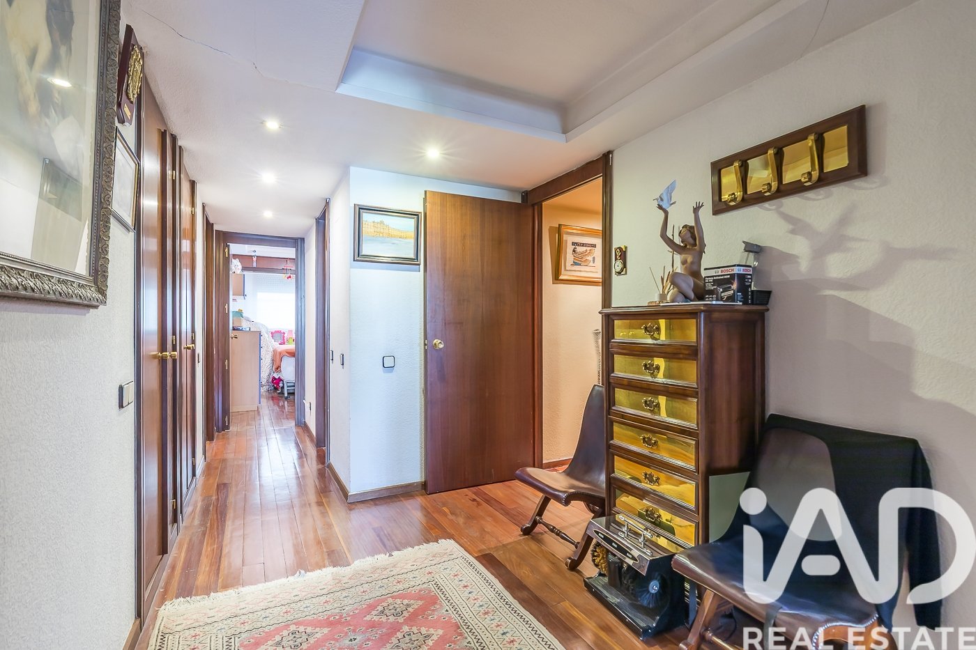 Apartment in Madrid, Spain 5 bedrooms, 279 sq.m. No. 188300