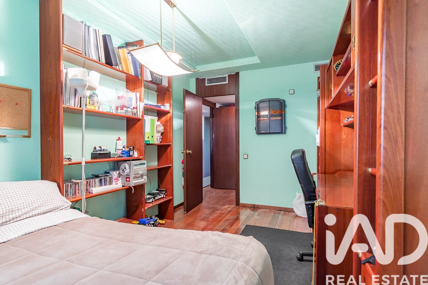 Apartment in Madrid, Spain 5 bedrooms, 279 sq.m. No. 188300