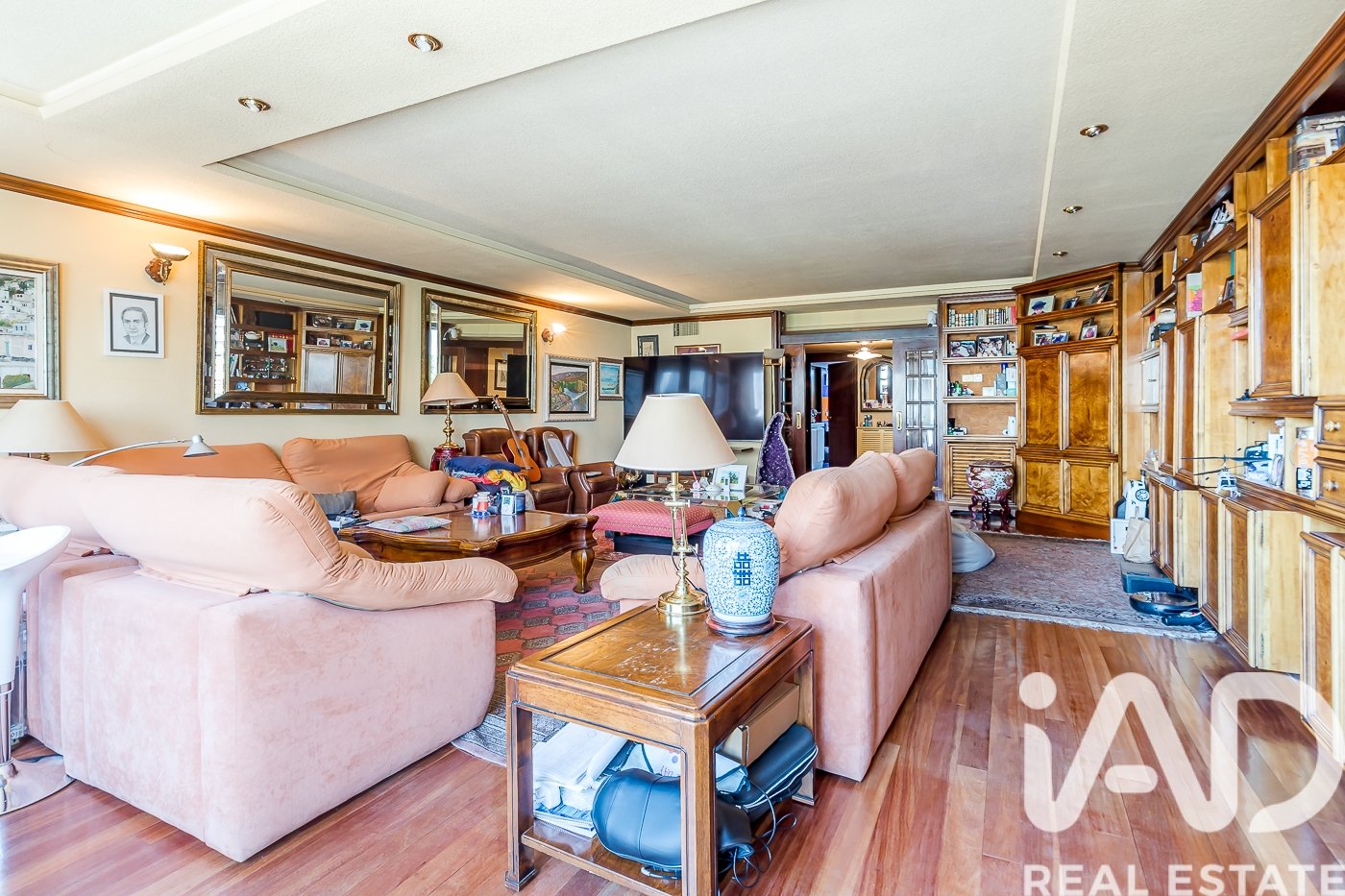 Apartment in Madrid, Spain 5 bedrooms, 279 sq.m. No. 188300