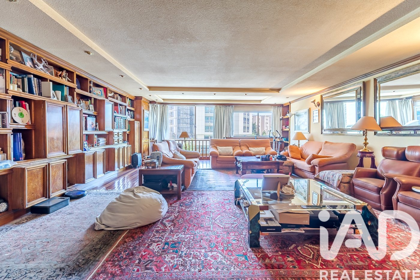 Apartment in Madrid, Spain 5 bedrooms, 279 sq.m. No. 188300