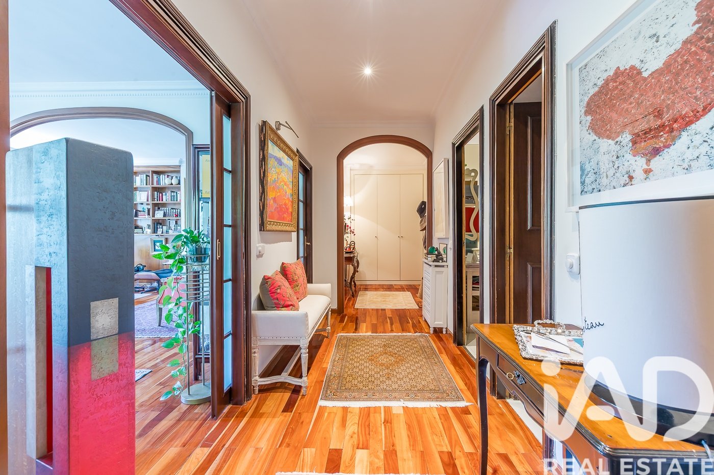 Huoneisto Madrid, Espanja 5 makuuhuonetta, 325 m2 No. 188298