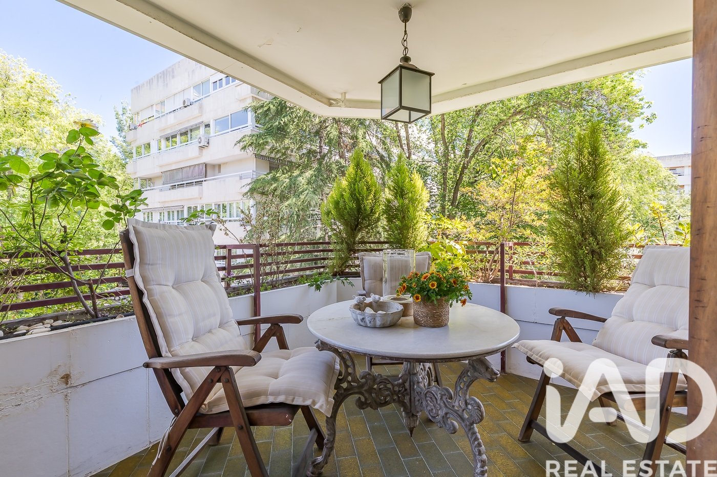 Huoneisto Madrid, Espanja 5 makuuhuonetta, 325 m2 No. 188298