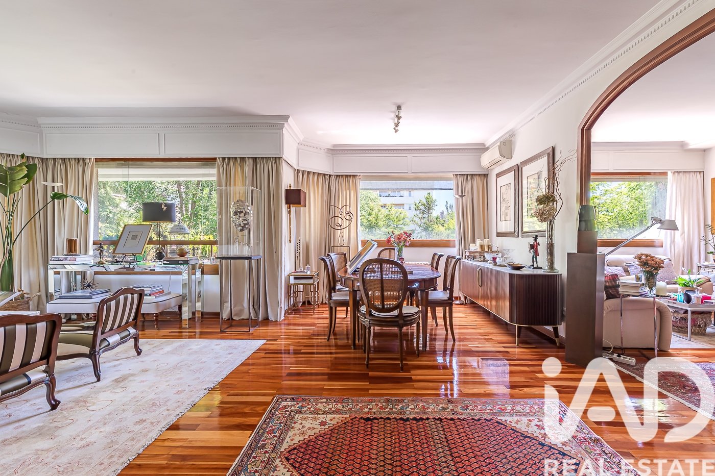 Huoneisto Madrid, Espanja 5 makuuhuonetta, 325 m2 No. 188298