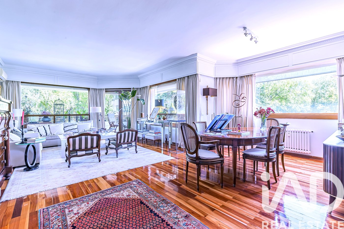 Huoneisto Madrid, Espanja 5 makuuhuonetta, 325 m2 No. 188298