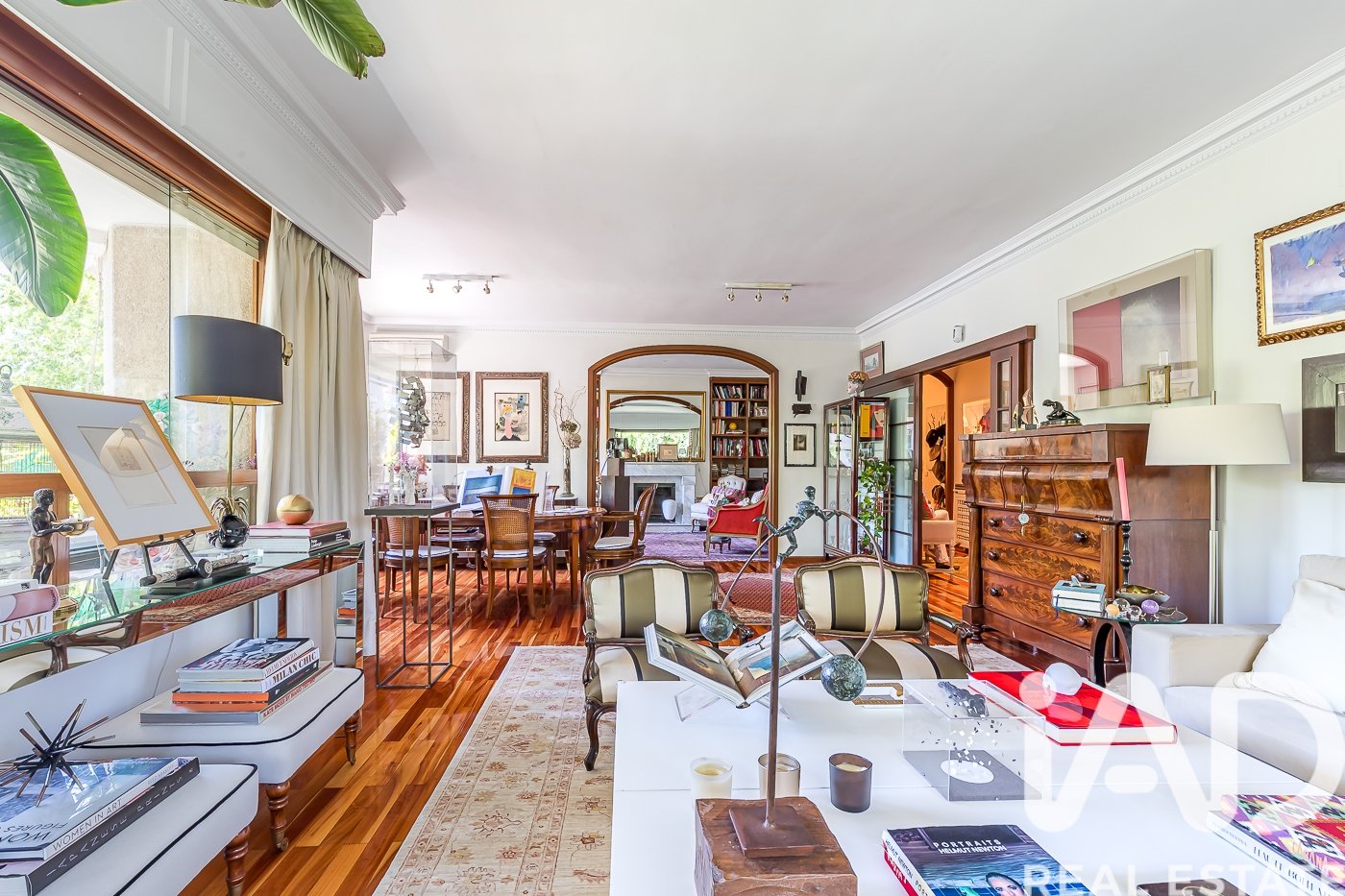 Huoneisto Madrid, Espanja 5 makuuhuonetta, 325 m2 No. 188298