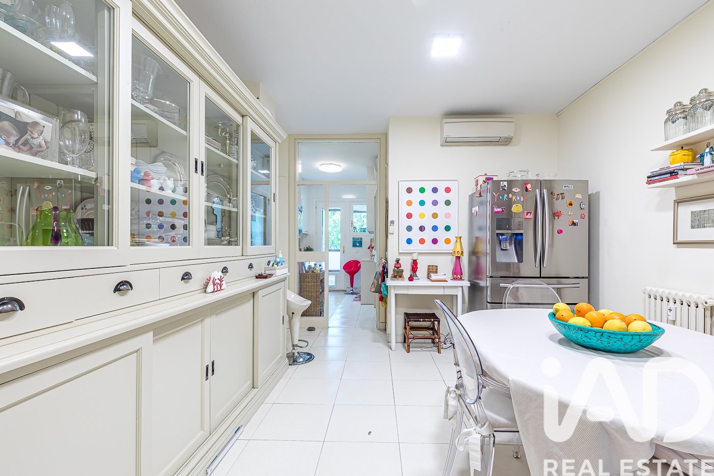 Huoneisto Madrid, Espanja 5 makuuhuonetta, 325 m2 No. 188298