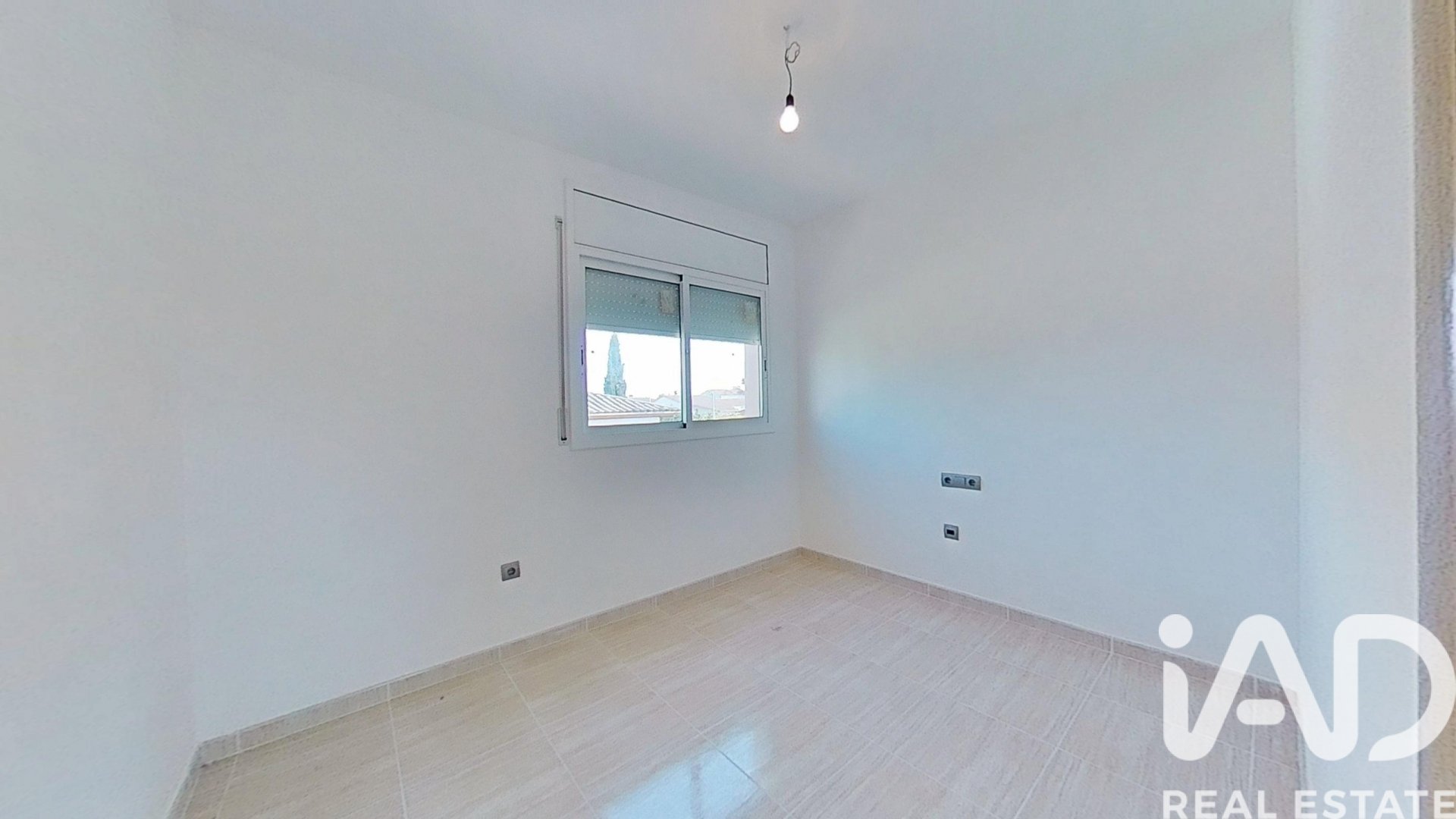 Сasa en Bellvei, Tarragona, España 5 dormitorios, 215 m2 No. 188301