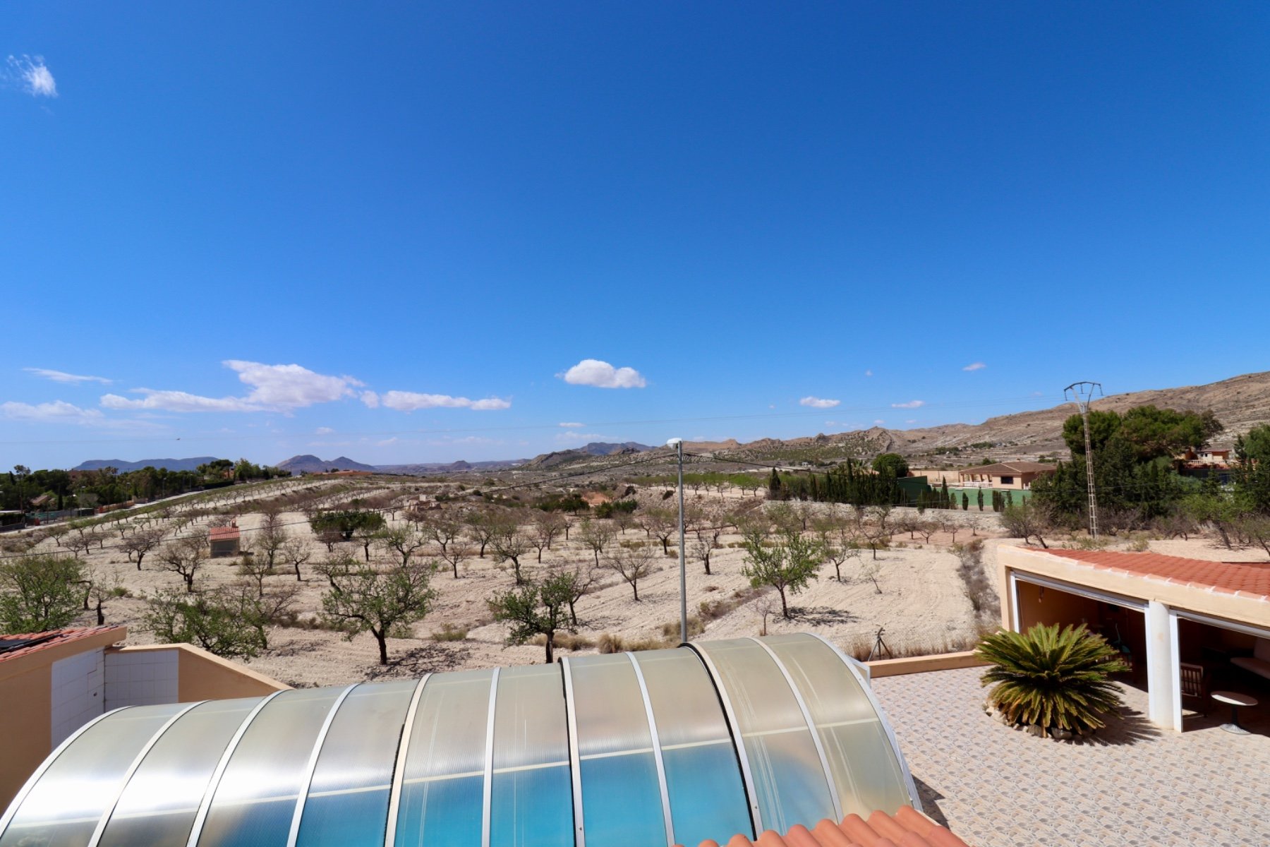 Villa i Alicante, Spanien 7 sovrum, 390 kvm. Nr. 135635