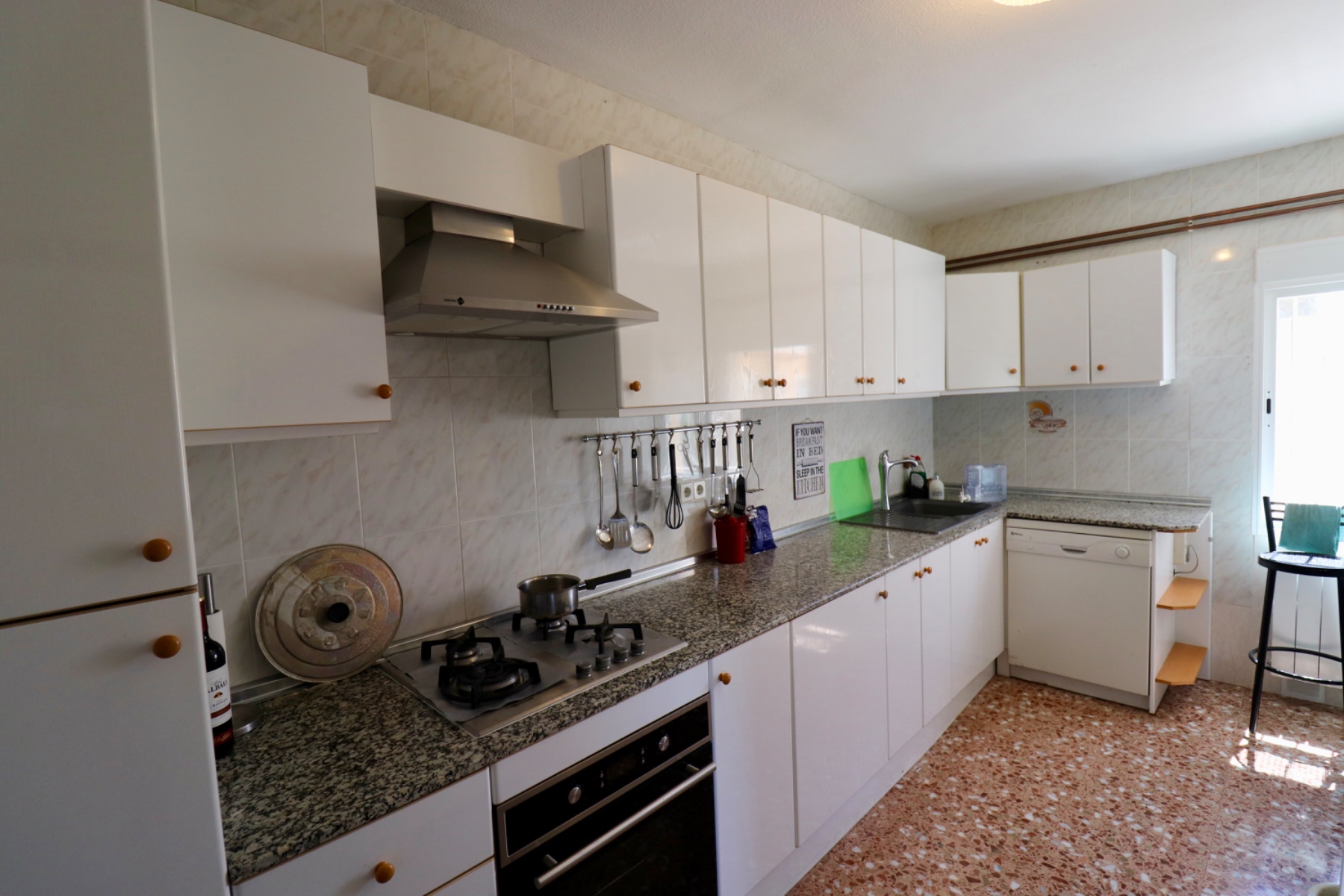 Villa i Alicante, Spanien 7 sovrum, 390 kvm. Nr. 135635
