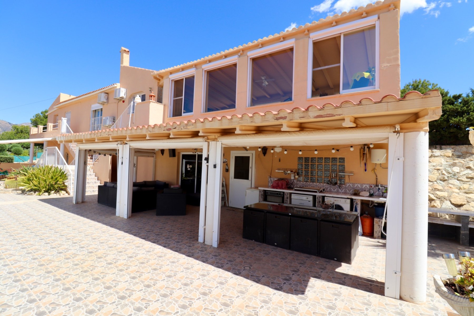 Villa i Alicante, Spanien 7 sovrum, 390 kvm. Nr. 135635