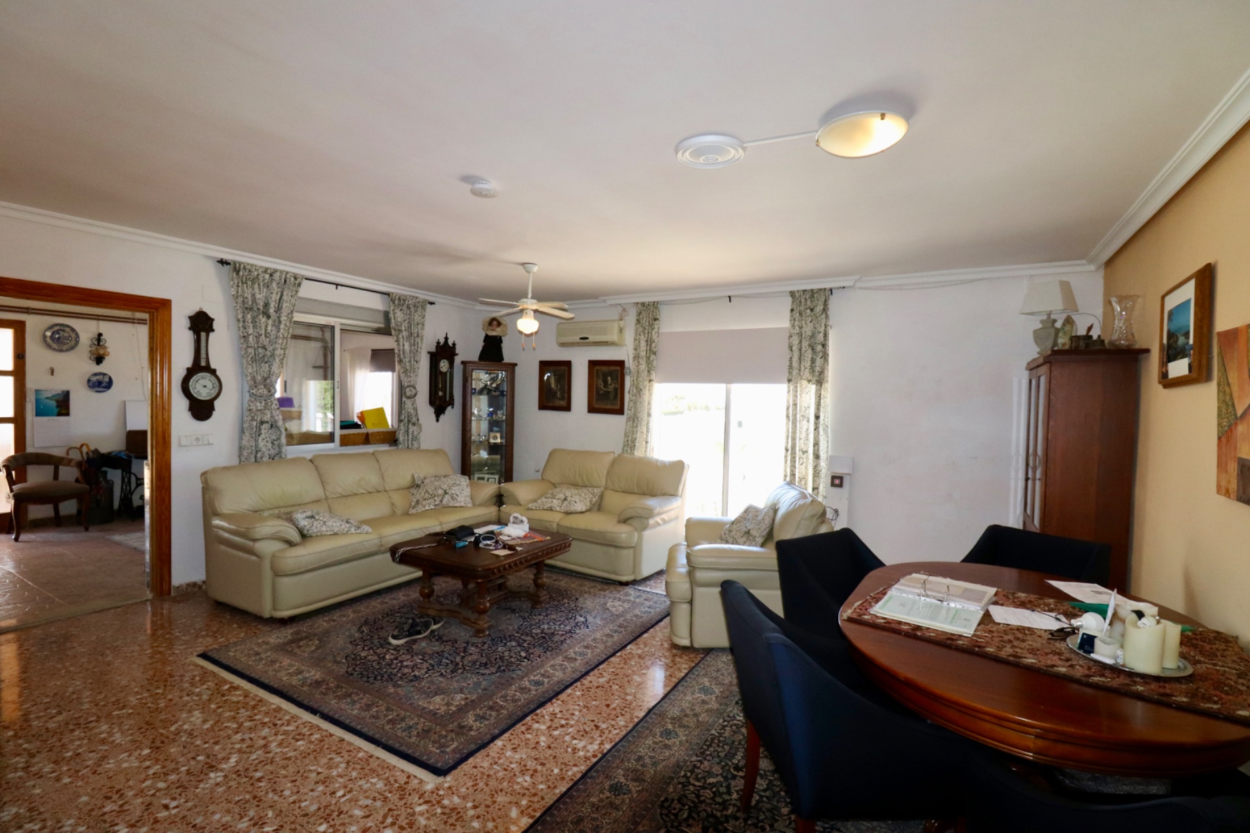 Villa i Alicante, Spanien 7 sovrum, 390 kvm. Nr. 135635