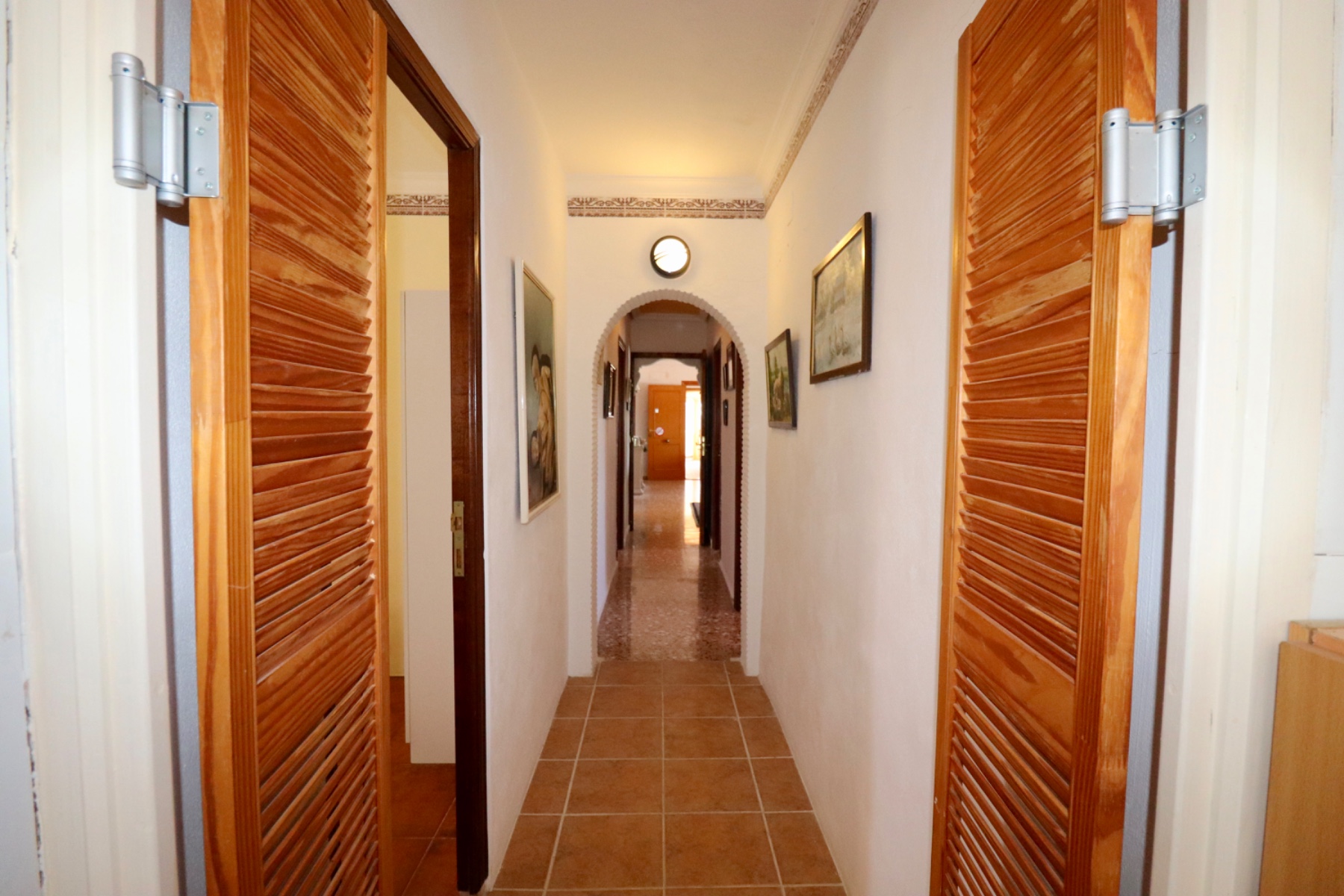 Villa i Alicante, Spanien 7 sovrum, 390 kvm. Nr. 135635