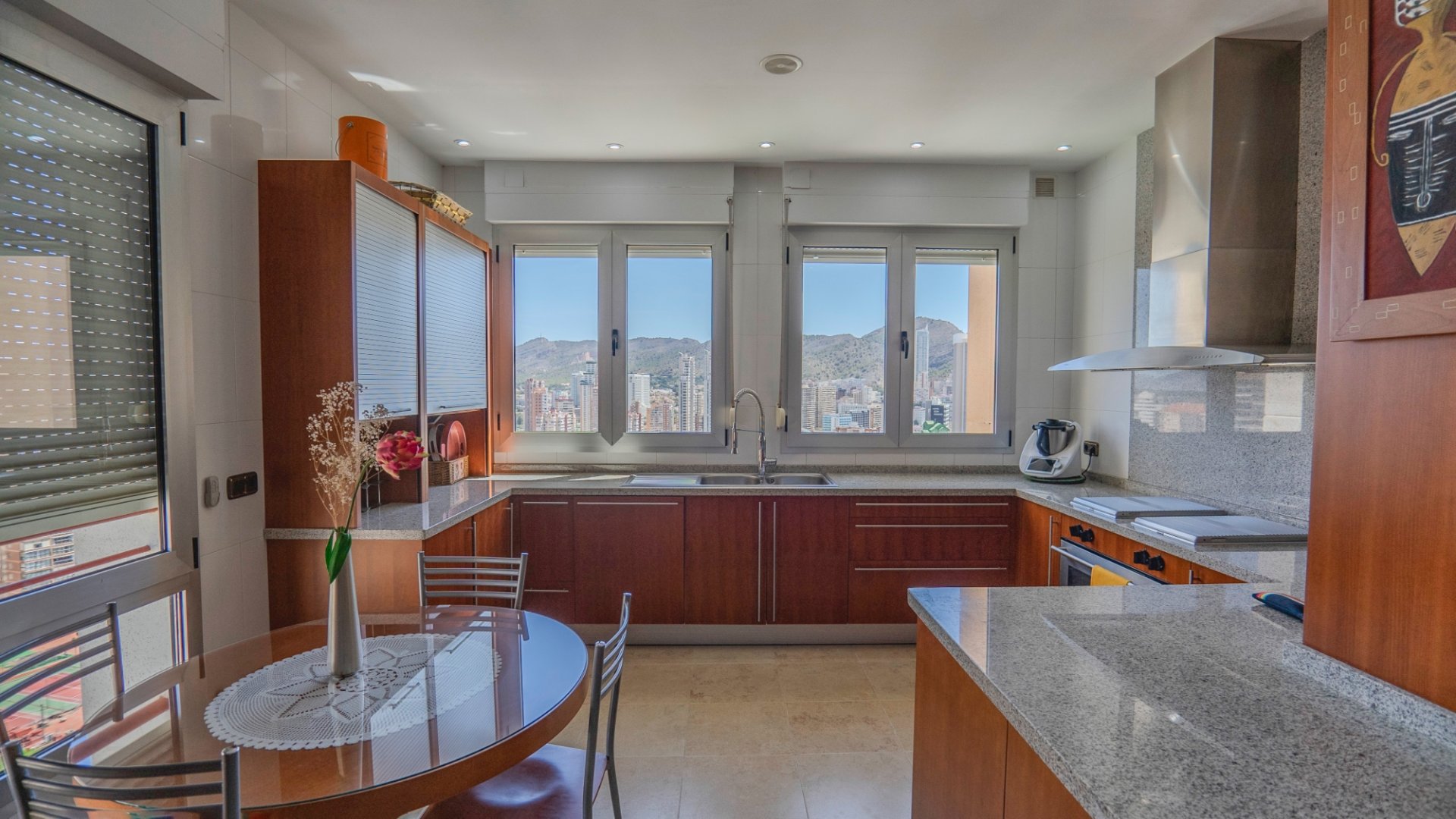 Apartament w Benidorm, Alicante, Hiszpania 5 sypialni, 412 mkw. nr 135634