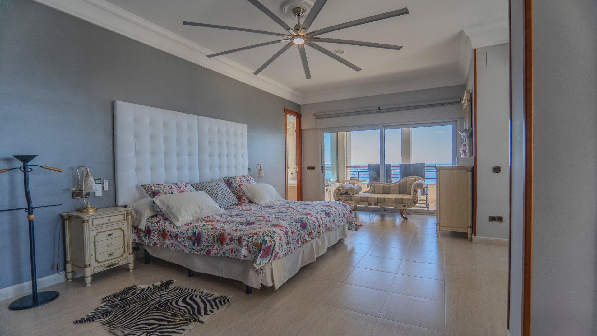 Apartament w Benidorm, Alicante, Hiszpania 5 sypialni, 412 mkw. nr 135634