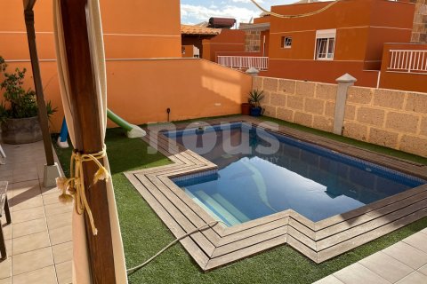 Villa à Los Cristianos, Tenerife, Espagne 5 chambres, 368 m2 No. 109792