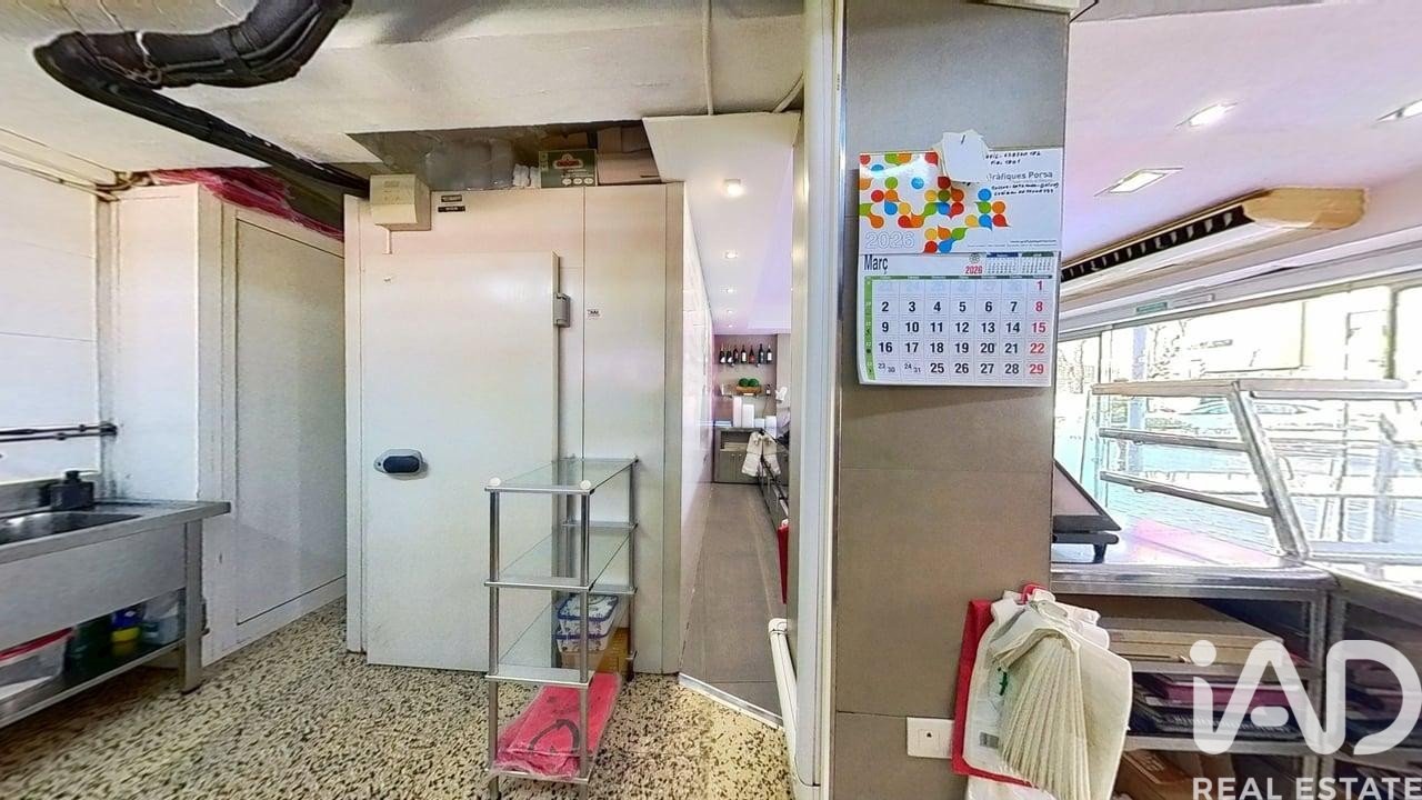 Commercial property in Tarragona, Spain 1 bedroom, 76 sq.m. No. 152259