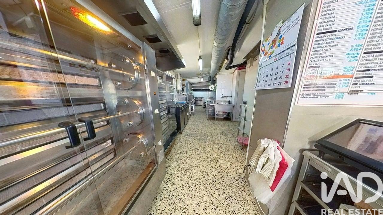 Commercial property in Tarragona, Spain 1 bedroom, 76 sq.m. No. 152259