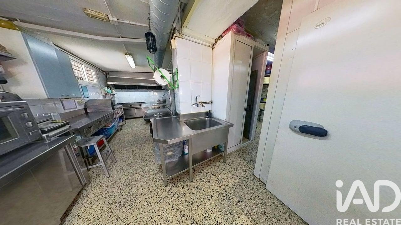 Commercial property in Tarragona, Spain 1 bedroom, 76 sq.m. No. 152259
