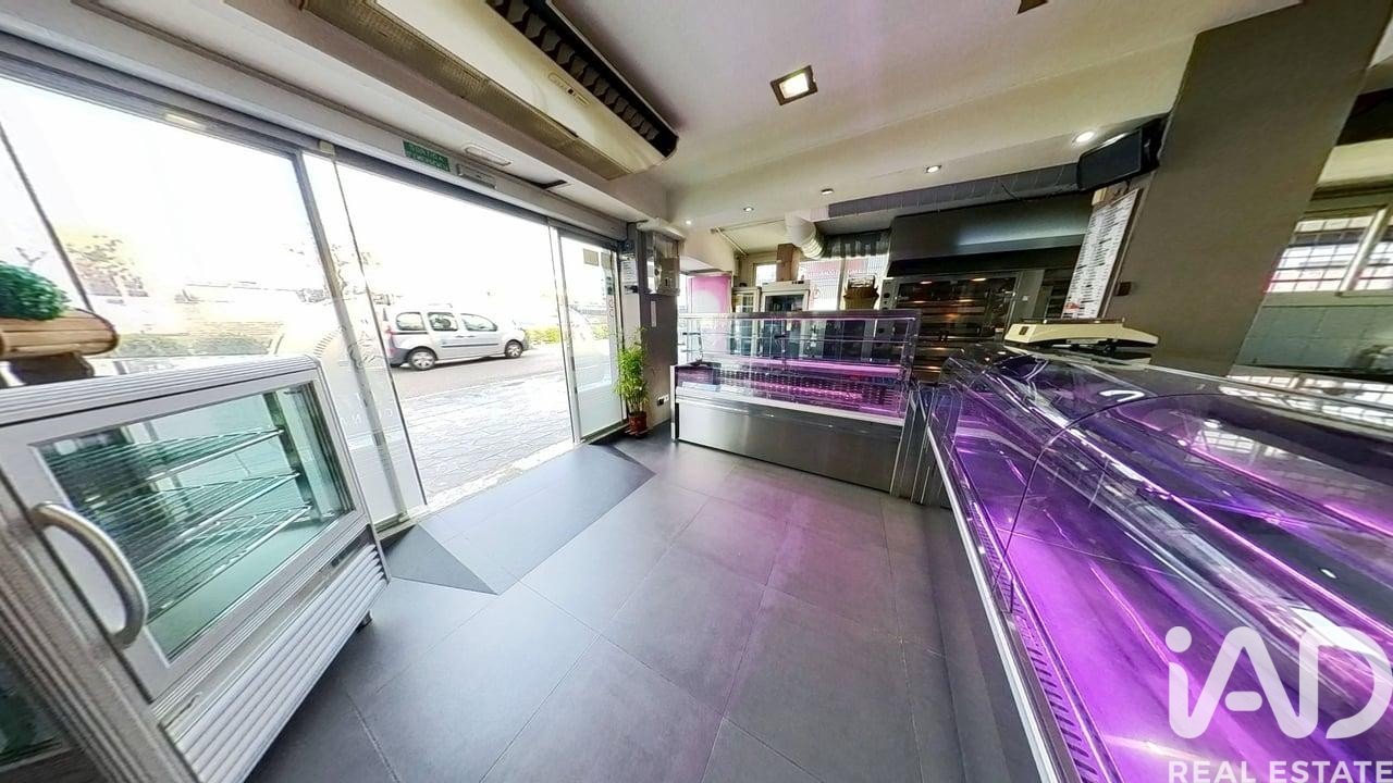 Commercial property in Tarragona, Spain 1 bedroom, 76 sq.m. No. 152259