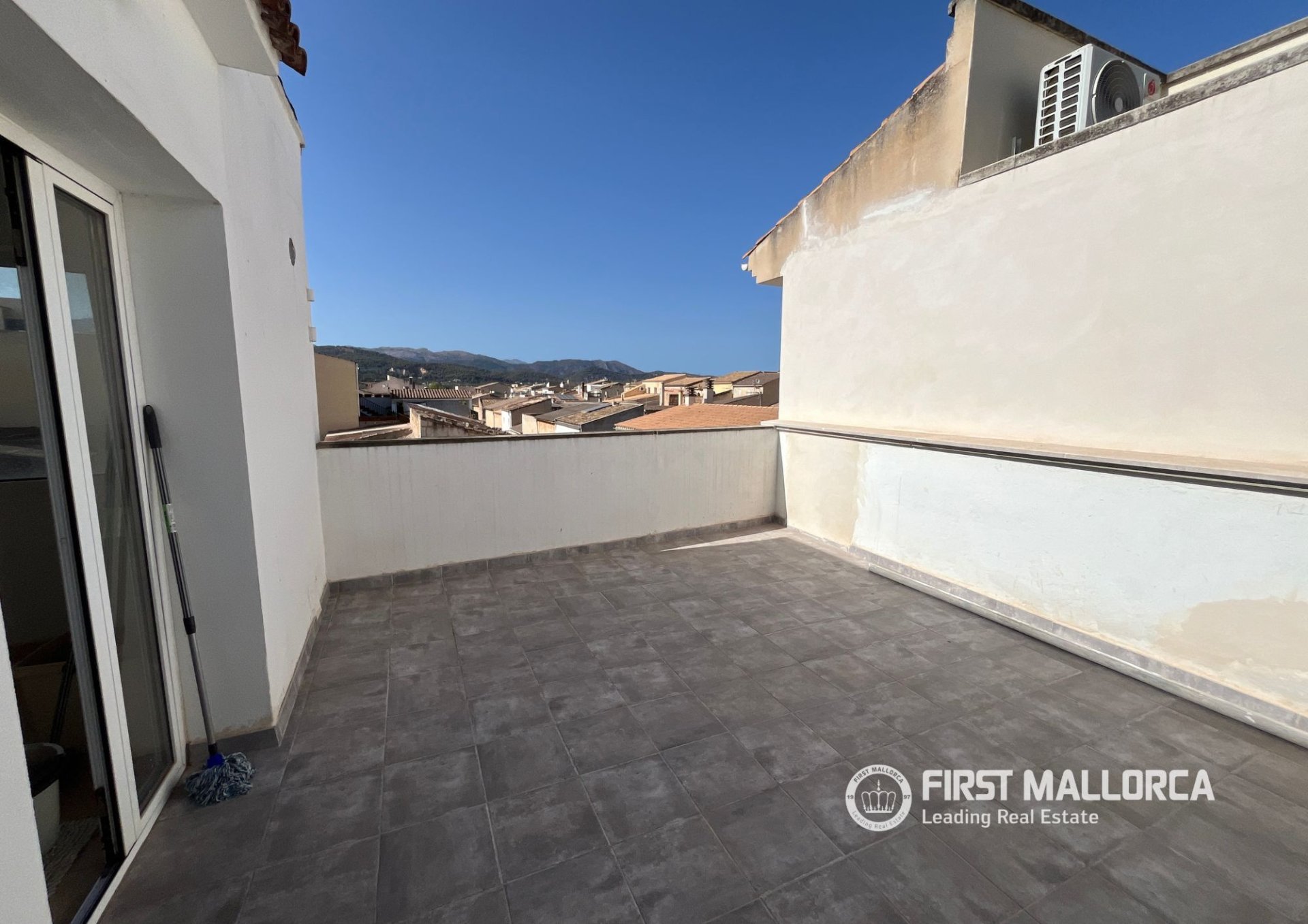 Apartment à Sa Pobla, Mallorca, Espagne 3 chambres, 200 m2 No. 195393